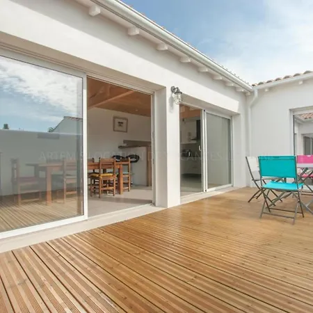 Holiday home Maison Spacieuse A Avec Terrasse Et Stationnement - Fr-1-835-5