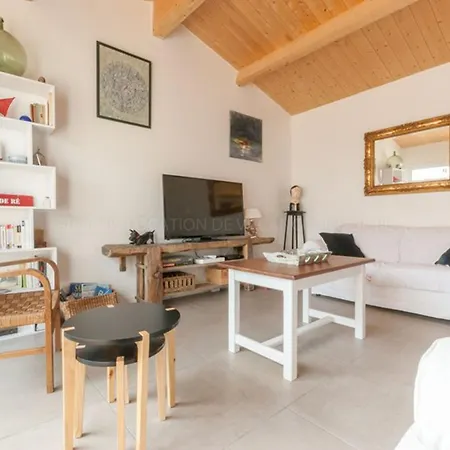 Holiday home Maison Spacieuse A Avec Terrasse Et Stationnement - Fr-1-835-5 *